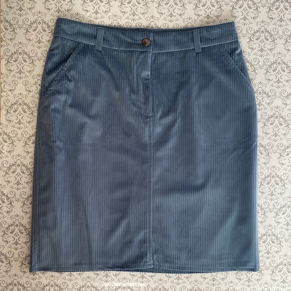 💙Blue Cord Skirt - Picture 2 of 2